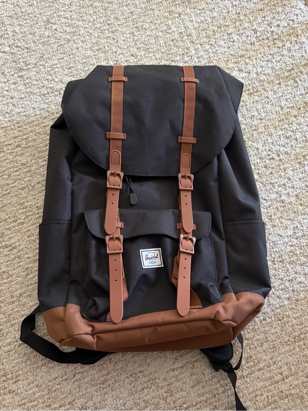 Herschel Classics Signature Gorpcore Little America Everyday Unisex Backpack